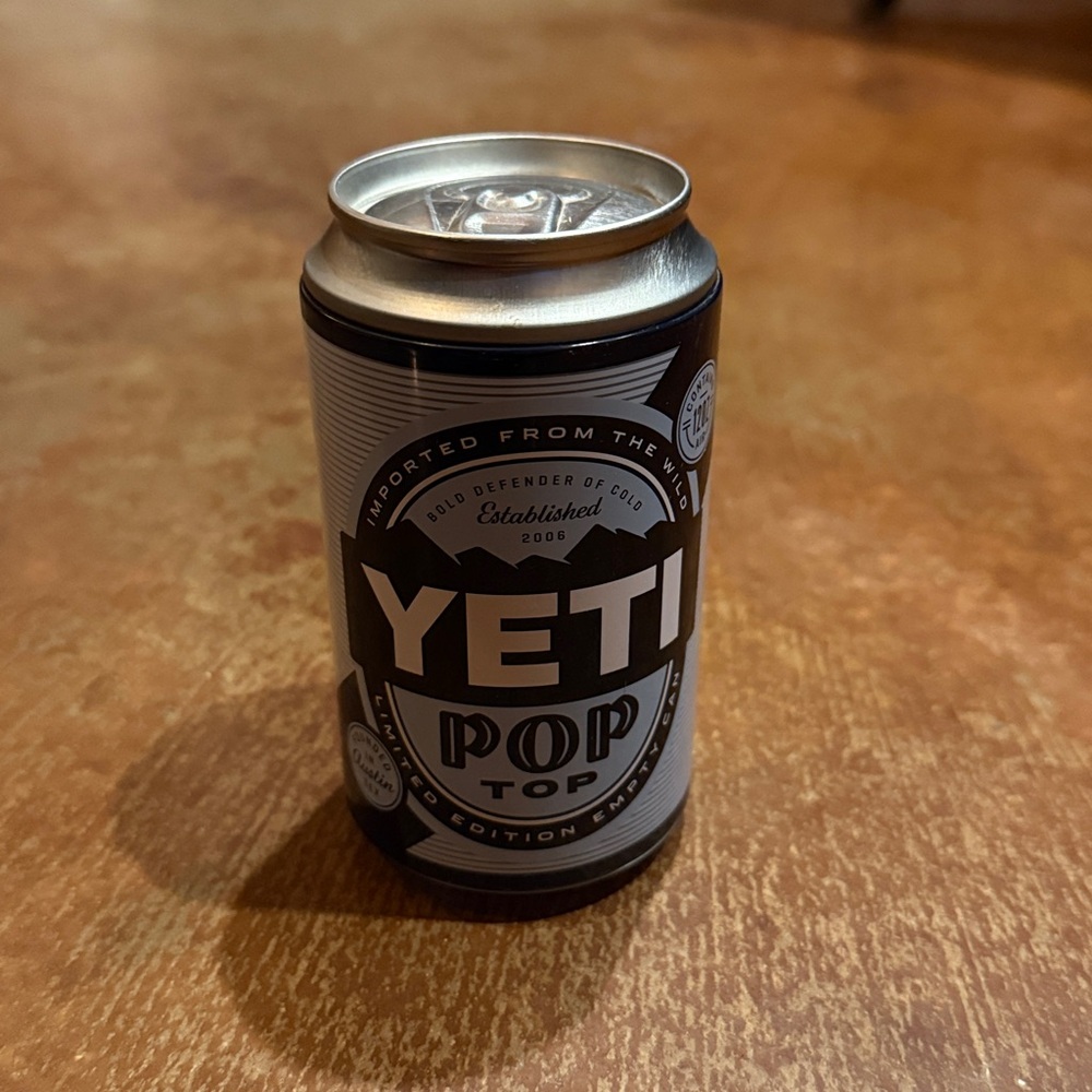 Yeti Black and White Pop Top Can